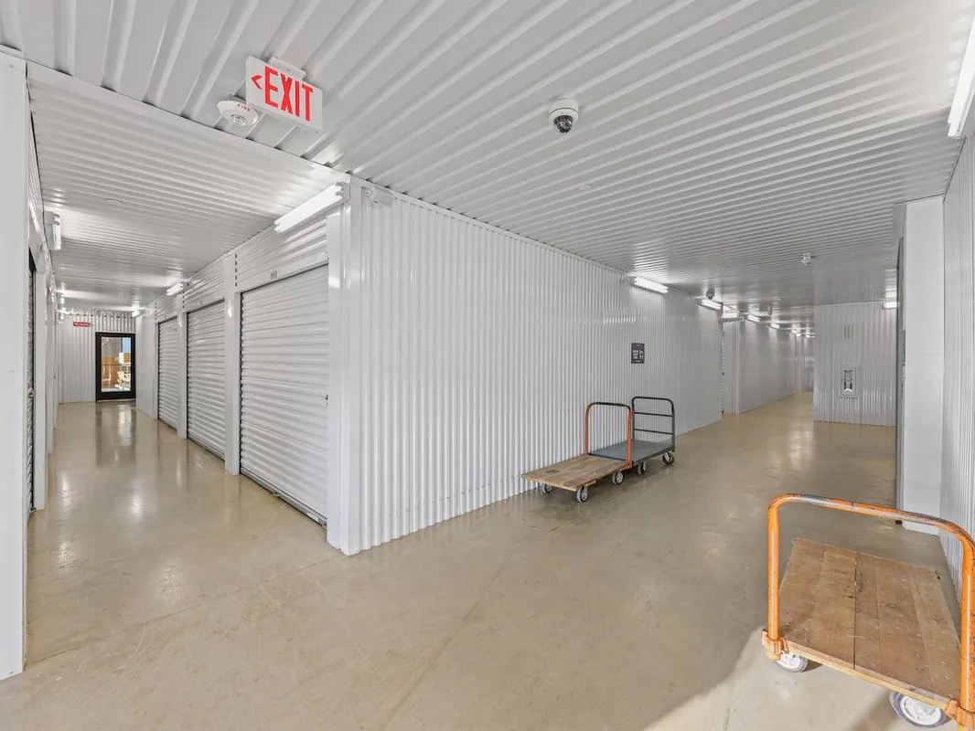 Store Space Self Storage - Car storage facility in Sugar Land, TX