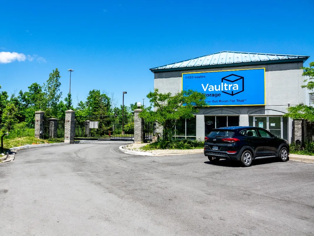 Vaultra Storage - Niagara Falls - Car storage facility in Niagara Falls, NY